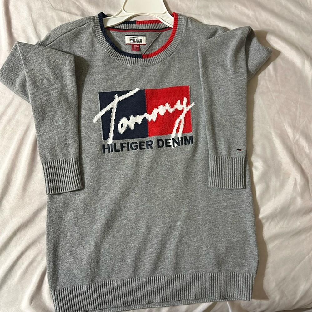 Boys Tommy Hilfiger sweater brand new